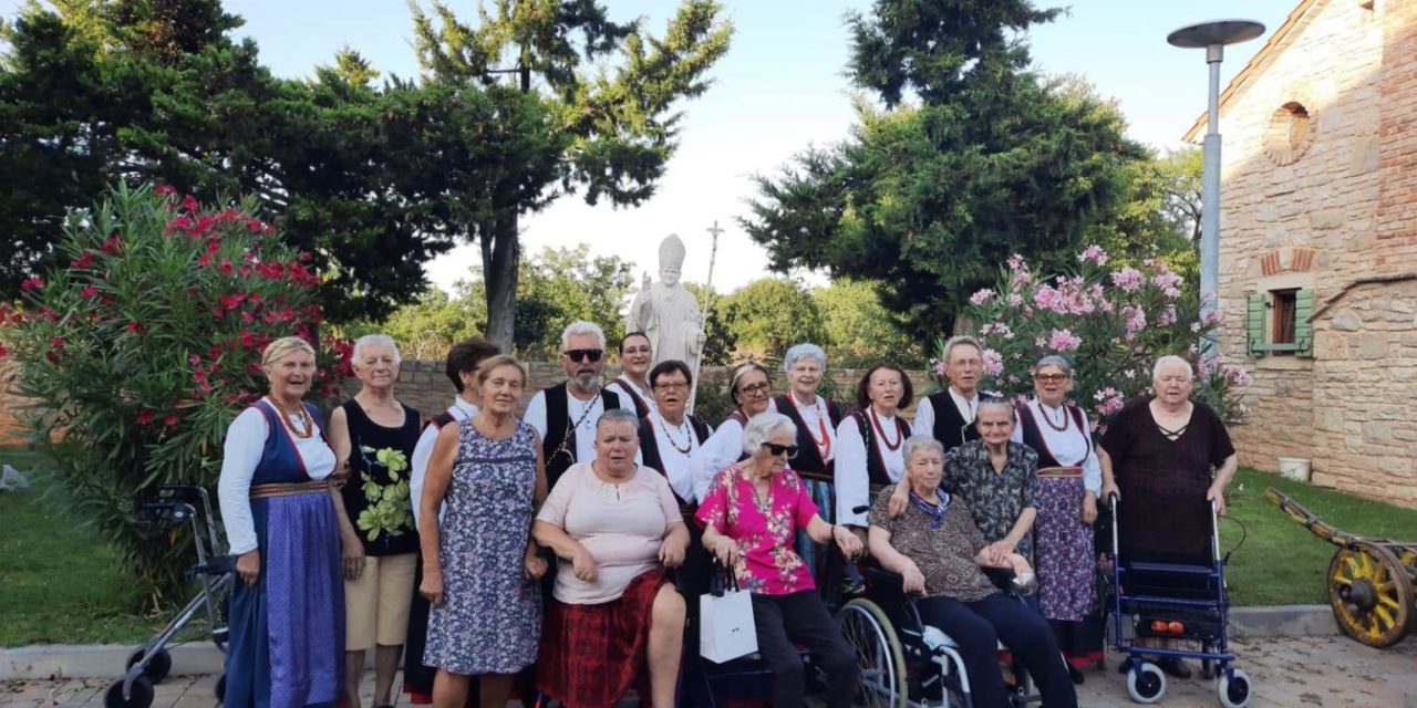 BILJANE DONJE: Svjetski dan starijih osoba obilježen u Domu za starije i nemoćne sv. Ivan Pavao II.