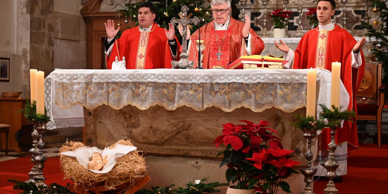 ZADAR: Mons. Zgrablić na blagdan sv. Stjepana: “Ista Očeva ljubav počivala je u Isusu i na sv. Stjepanu. I ta ljubav ide do kraja. Ta ljubav je bez kompromisa”