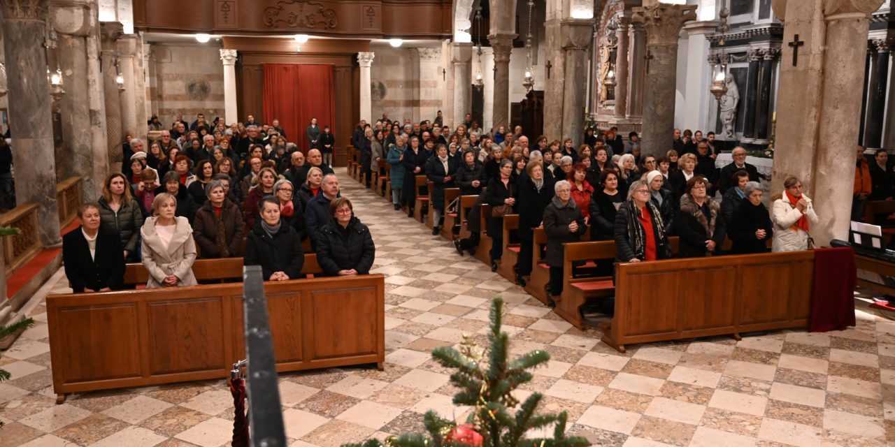 ZADAR: Hodočašće dekanata Zadar – Istok i Zadar – Zapad u Devetnici sv. Stošije u katedralu sv. Stošije