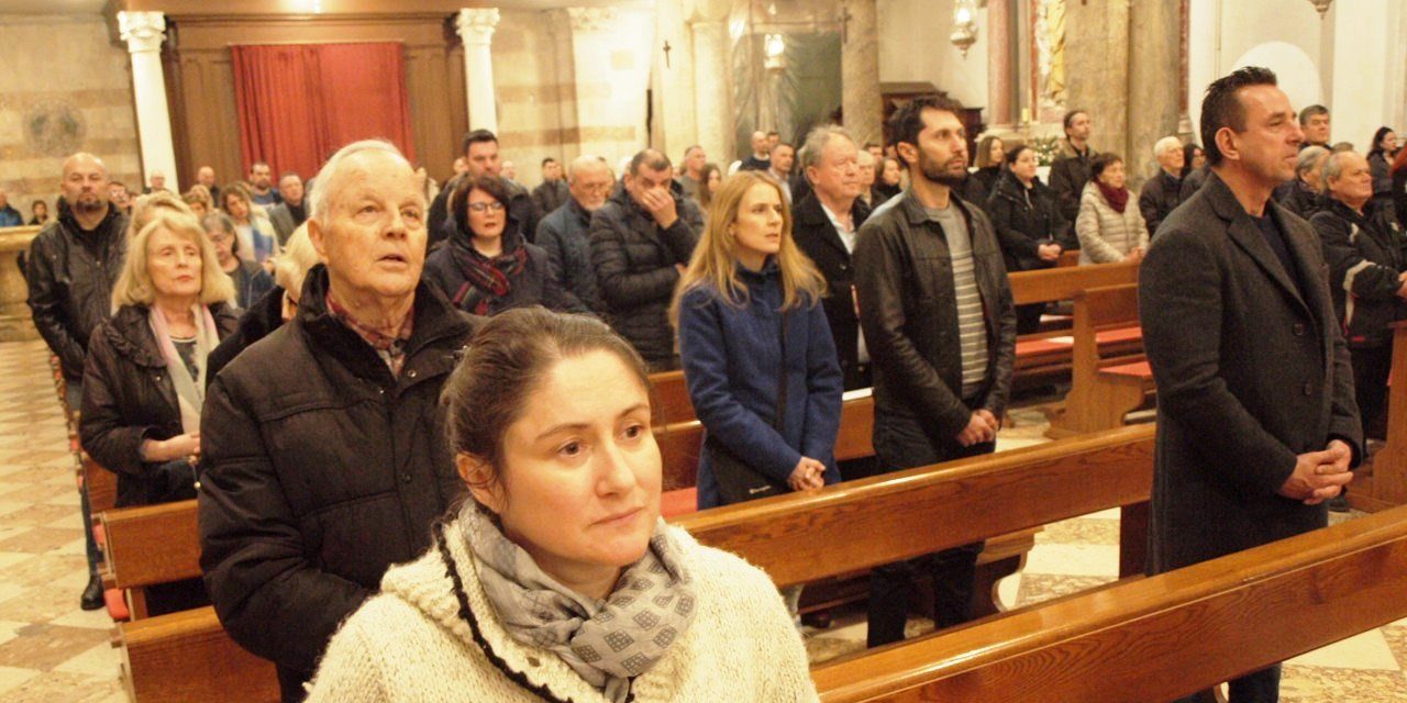 ZADAR: Mons. Puljić predvodio misno slavlje na blagdan Krštenja Gospodinova u katedrali sv. Stošije