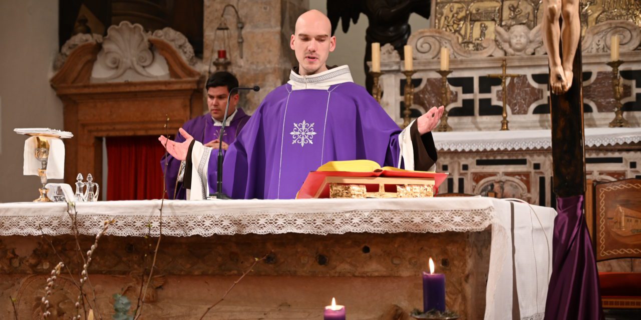 ZADAR: Fra Ivan Marija Đuzel predvodio korizmenu duhovnu obnovu u crkvi sv. Šime