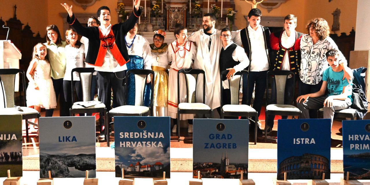 ZADAR: Scenski prikaz ‘Sedam darova Duha Svetoga’ udruge ‘Iskra Svjetlosti’, osoba s intelektualnim poteškoćama