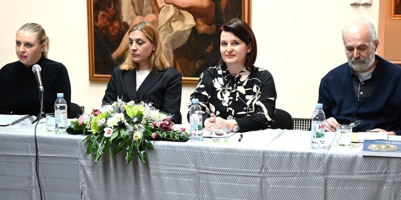 ZADAR: Predstavljena Monografija “Stalna izložba crkvene umjetnosti u Zadru – Tragom bogate prošlosti”