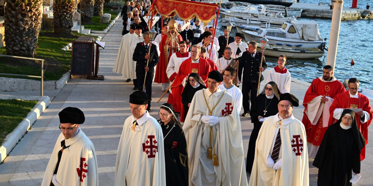 PAG: O. Jeronim Marin na proslavi Svetog Trna: Što znači da je Sveti Trn došao u Pag kao svadbeni dar?