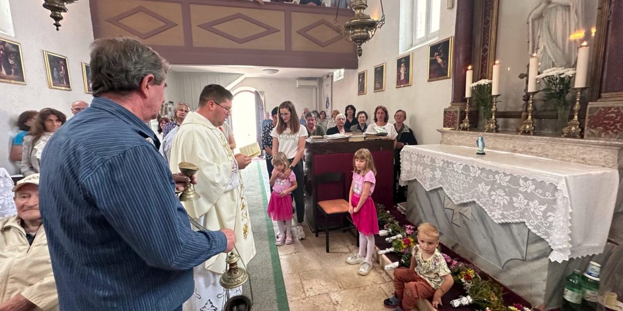 VELI RAT: Blagdan sv. Ante Padovanskog proslavljen u Velom Ratu na Dugom otoku