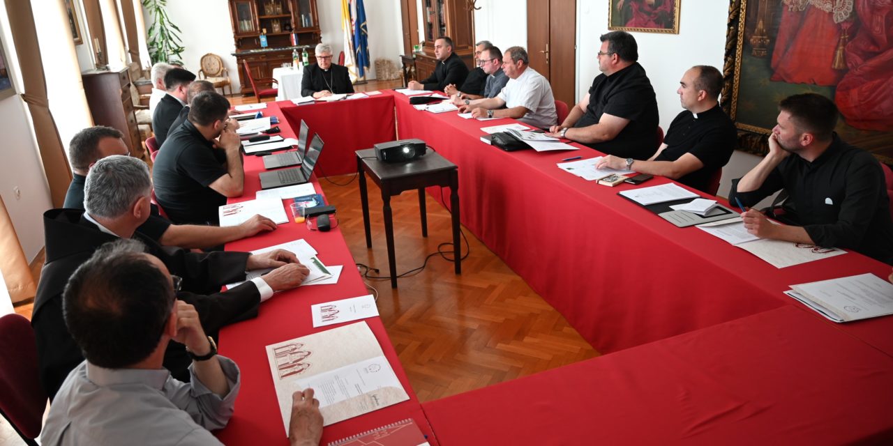 ZADAR: Održana druga sjednica Svećeničkog vijeća Zadarske nadbiskupije