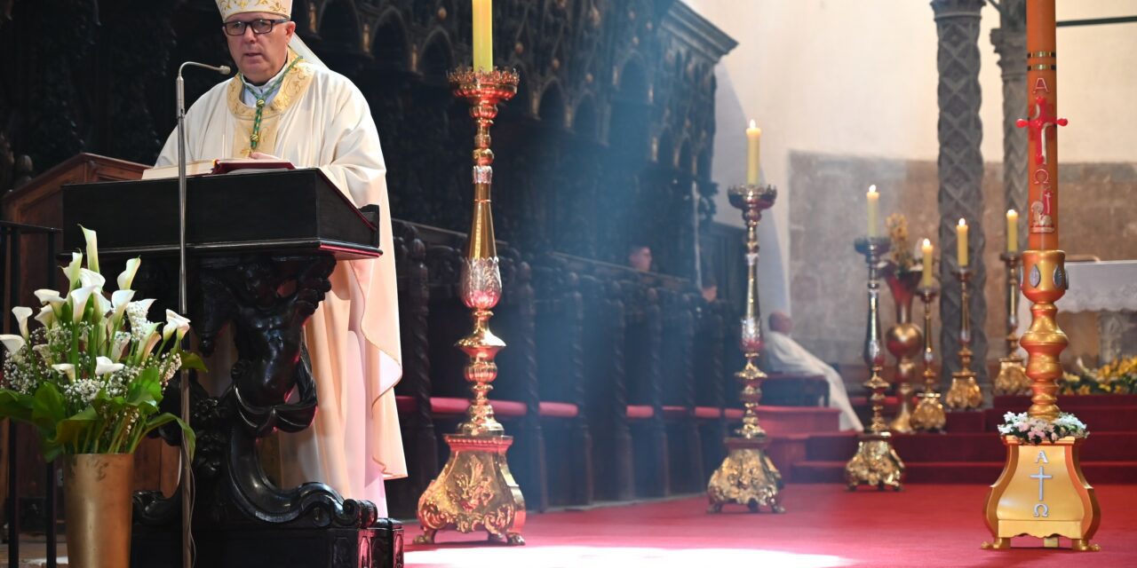 ZADAR: Svetkovina Uskrsa 2025. – Propovijed zadarskog nadbiskupa Milana Zgrablića