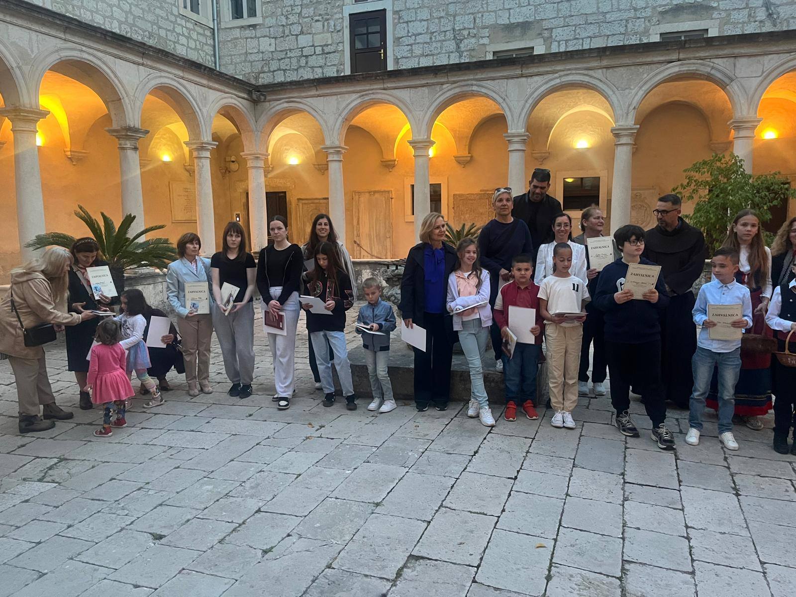 492712926_10212867308395672_1915310207656156017_n