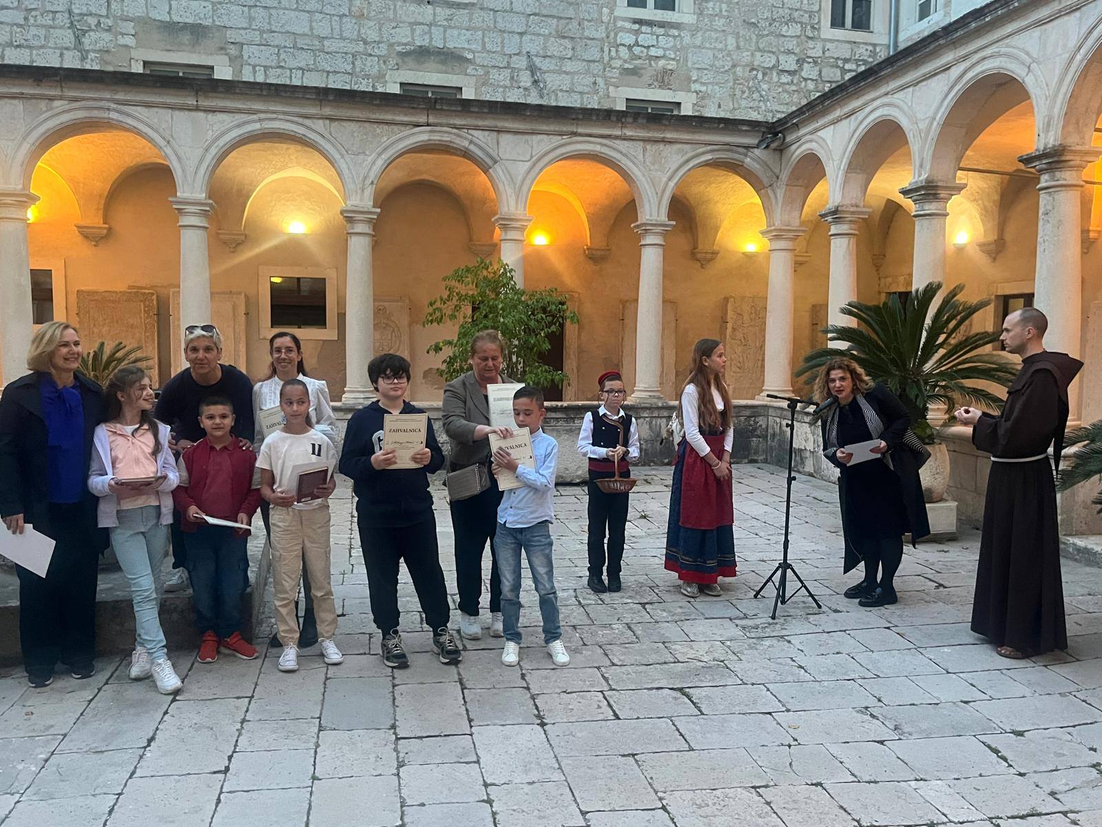 492795364_10212867302235518_4791430539392553673_n