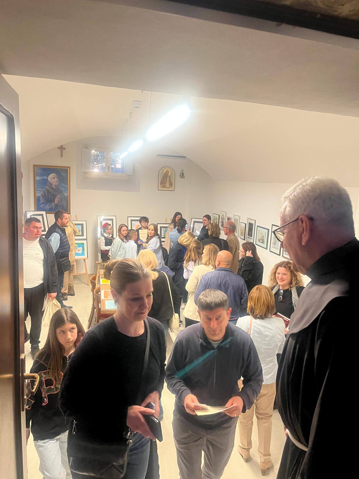 493133608_10212867309875709_7374125899390625273_n