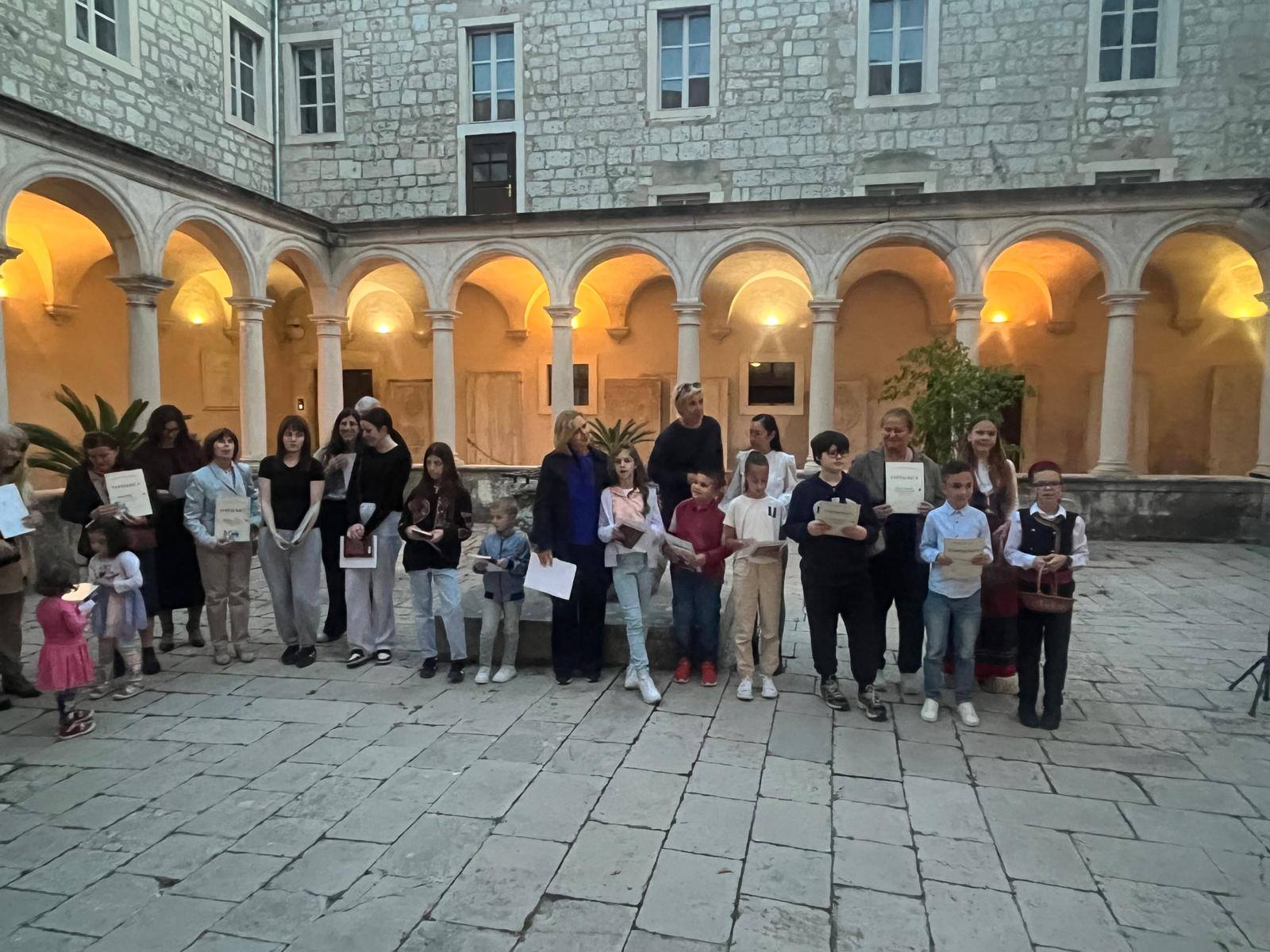 494233167_10212867304155566_3074915420188007010_n