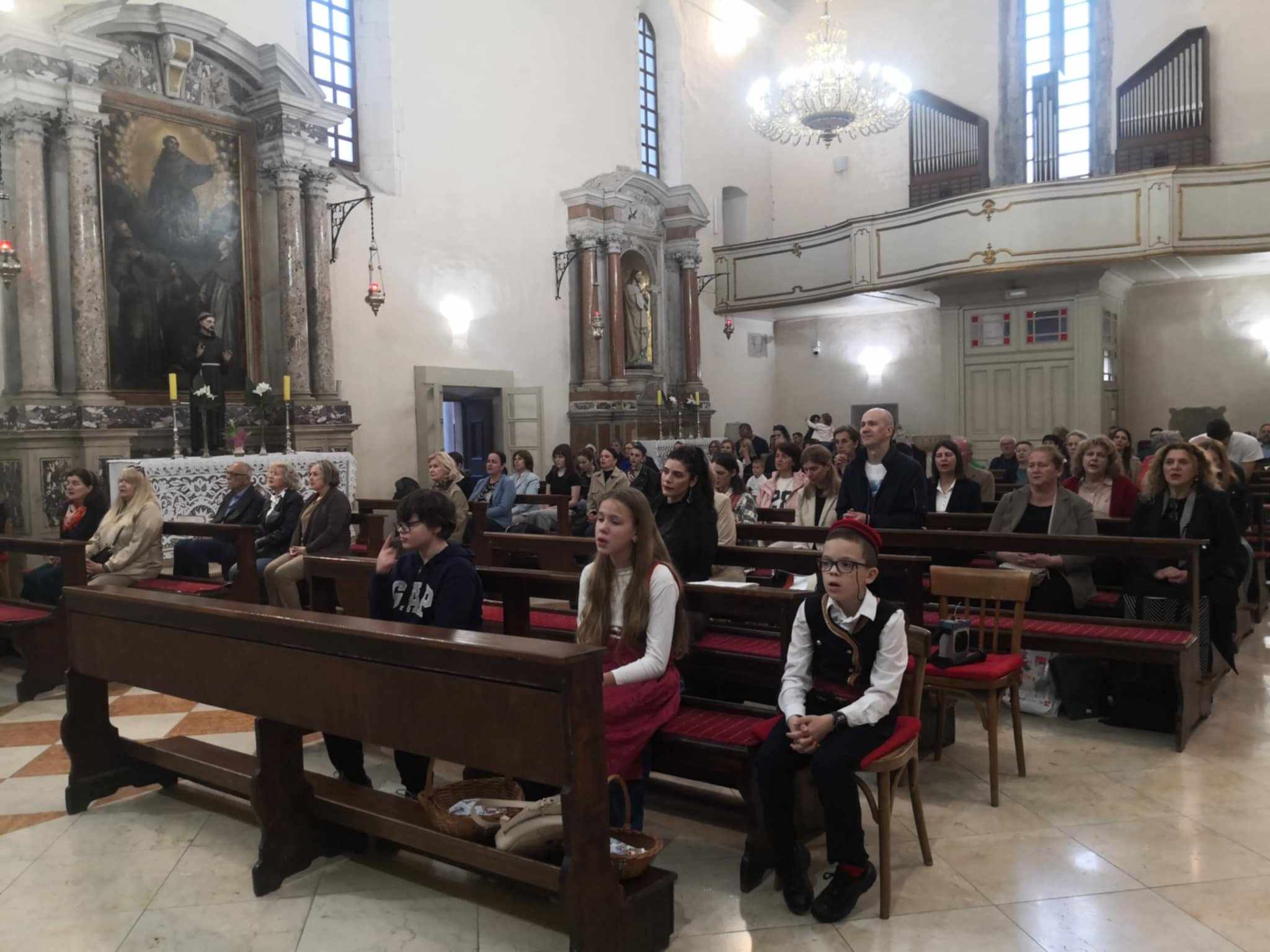 494886234_1462958764875625_1472949146925429690_n