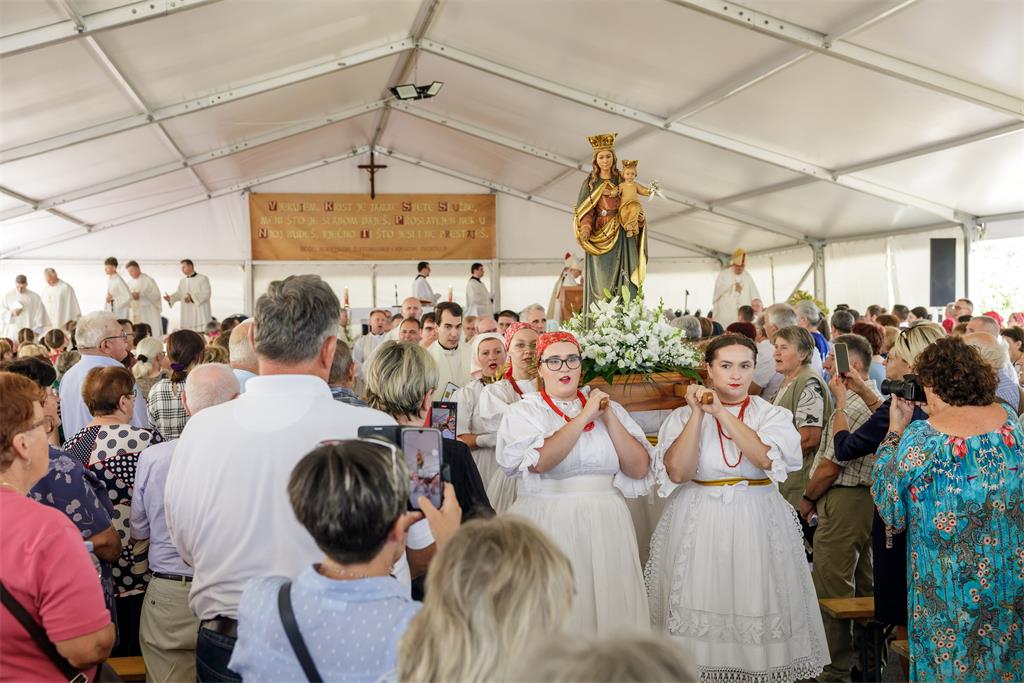 J. Batelja - Zlatna Misa-191