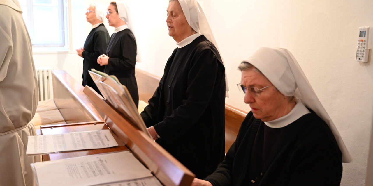 ZADAR: Nadbiskup Zgrablić na blagdan sv. Vinka Paulskog predvodio misno slavlje u Svećeničkom domu