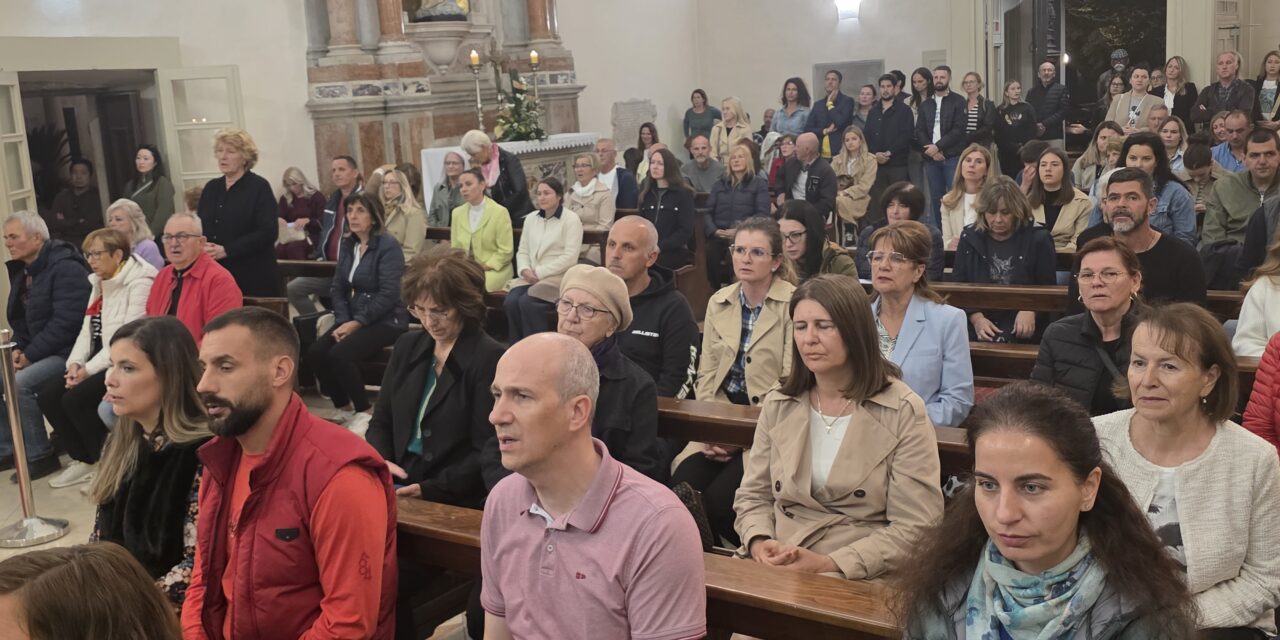 ZADAR: Na blagdan sv. Frane, nadbiskup Zgrablić predvodio misu u crkvi sv. Frane