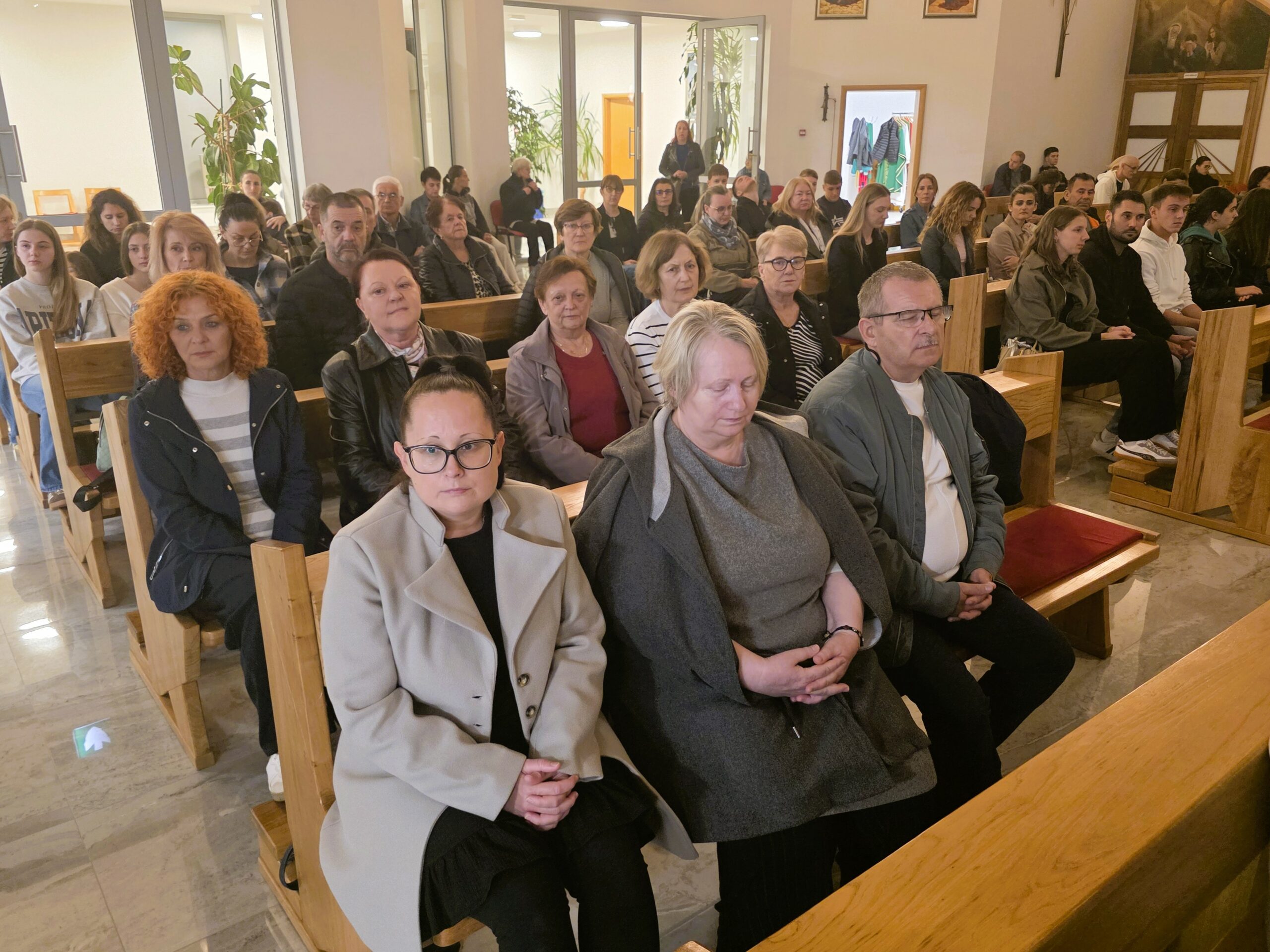 20251027_191036 20251027_191036