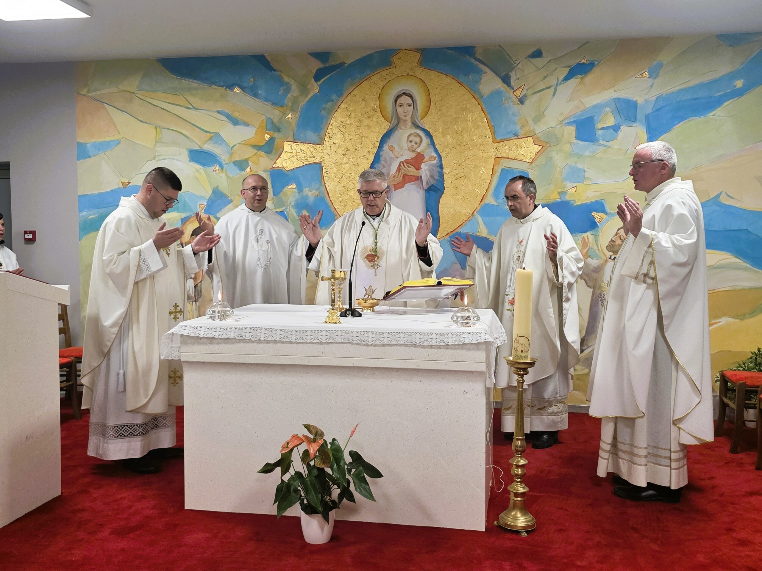 20251027_194404 20251027_194404