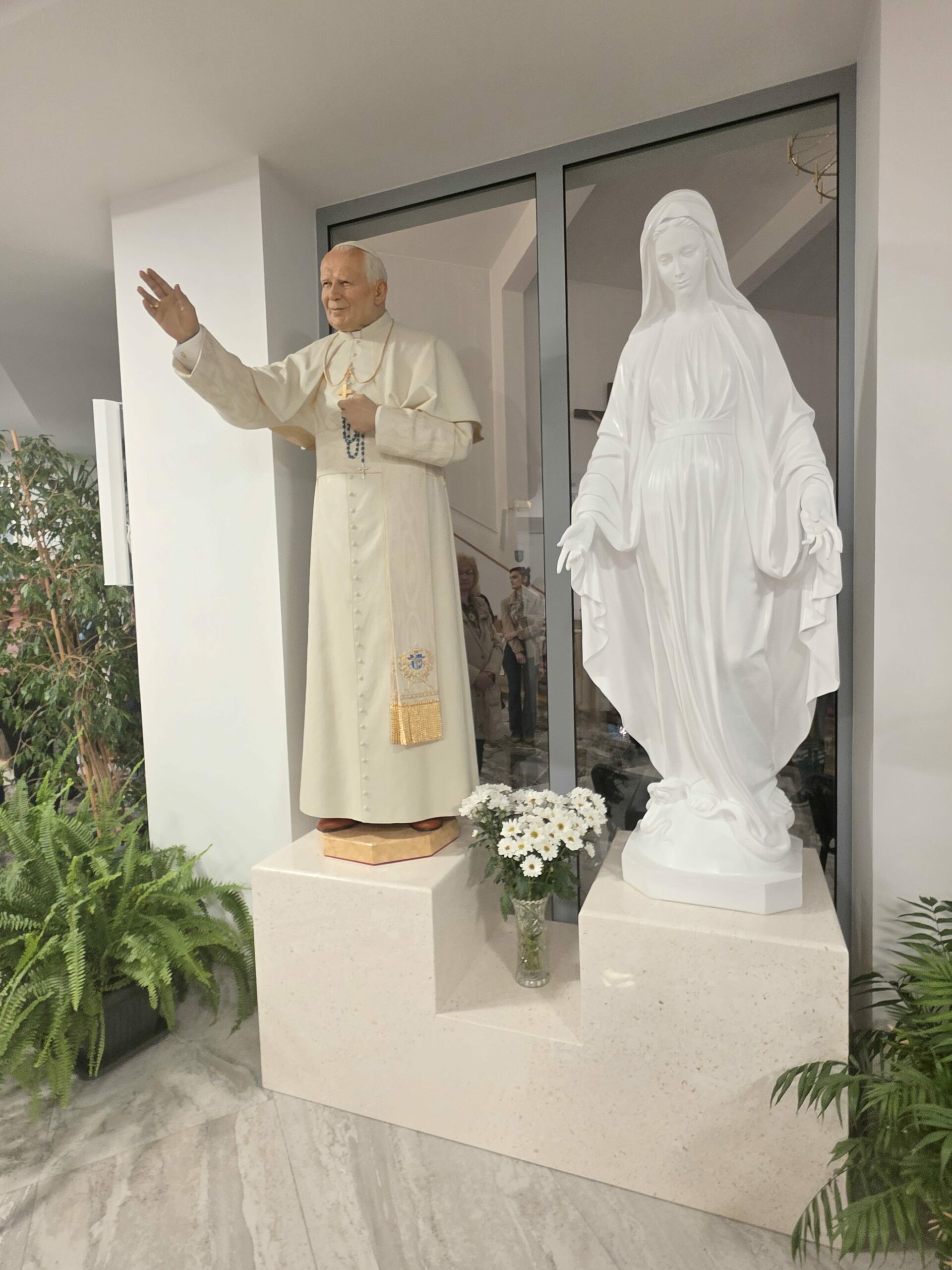 20251027_200449 20251027_200449