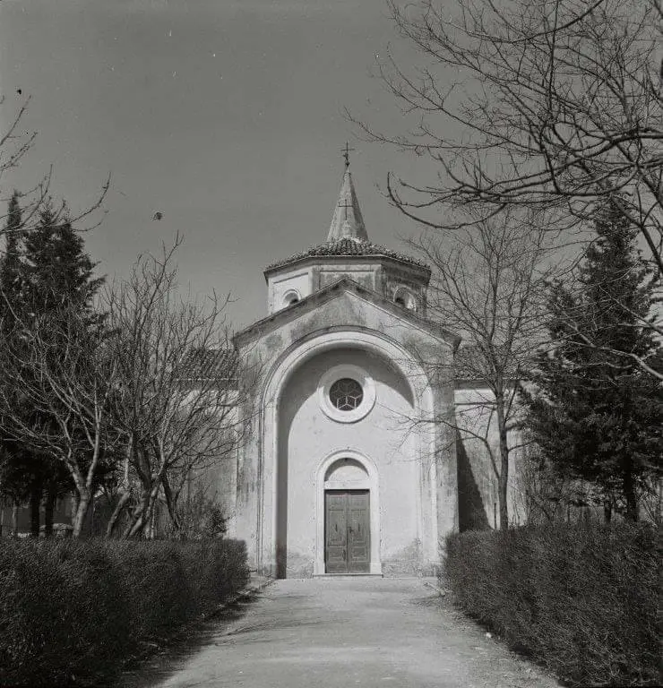 prijeratna-katolička-župna-crkva-male-Gospe-Rođenja-blažene-djevice-Marije-iz-1864-godine-Benkovac (5)