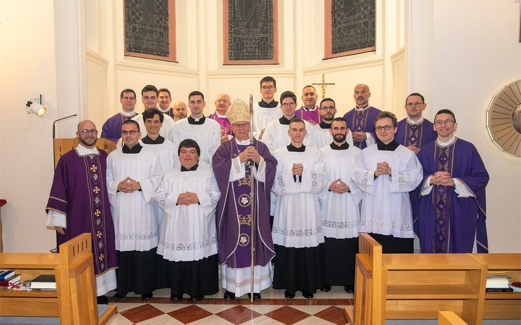 ZAGREB: Bogoslov Zadarske nadbiskupije Luka Miletić postavljen u službu lektora, a Ante Nimac u službu akolita