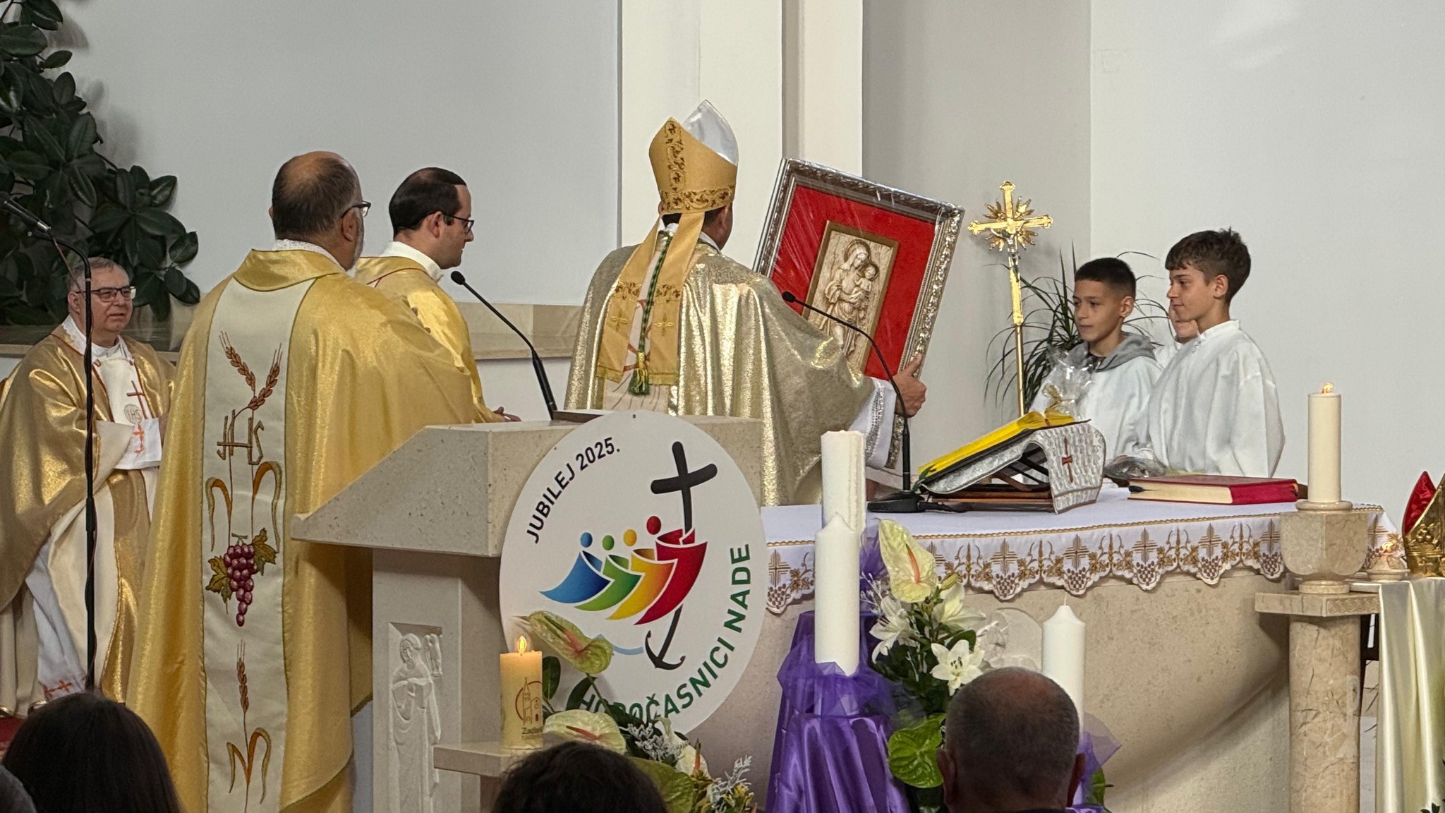 595740672_1169035135433738_126486173068834124_n 595740672_1169035135433738_126486173068834124_n