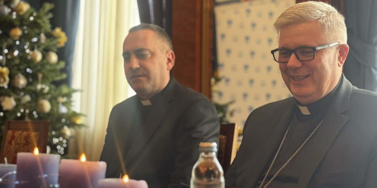 ZADAR: Božićni susret nadbiskupa Zgrablića i gradonačelnika Erlića