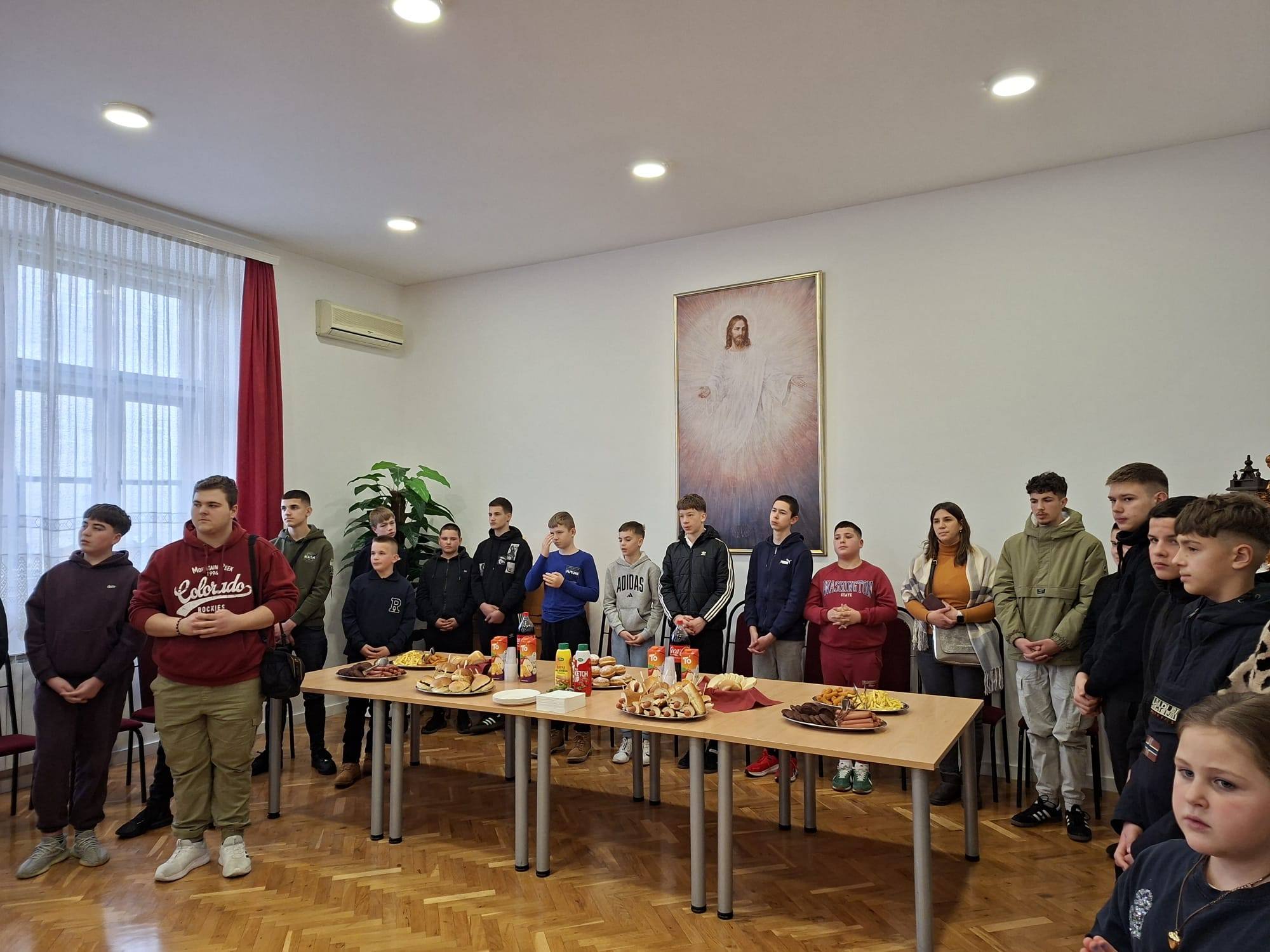 641260125_122266196048088038_209563450900104571_n 641260125_122266196048088038_209563450900104571_n