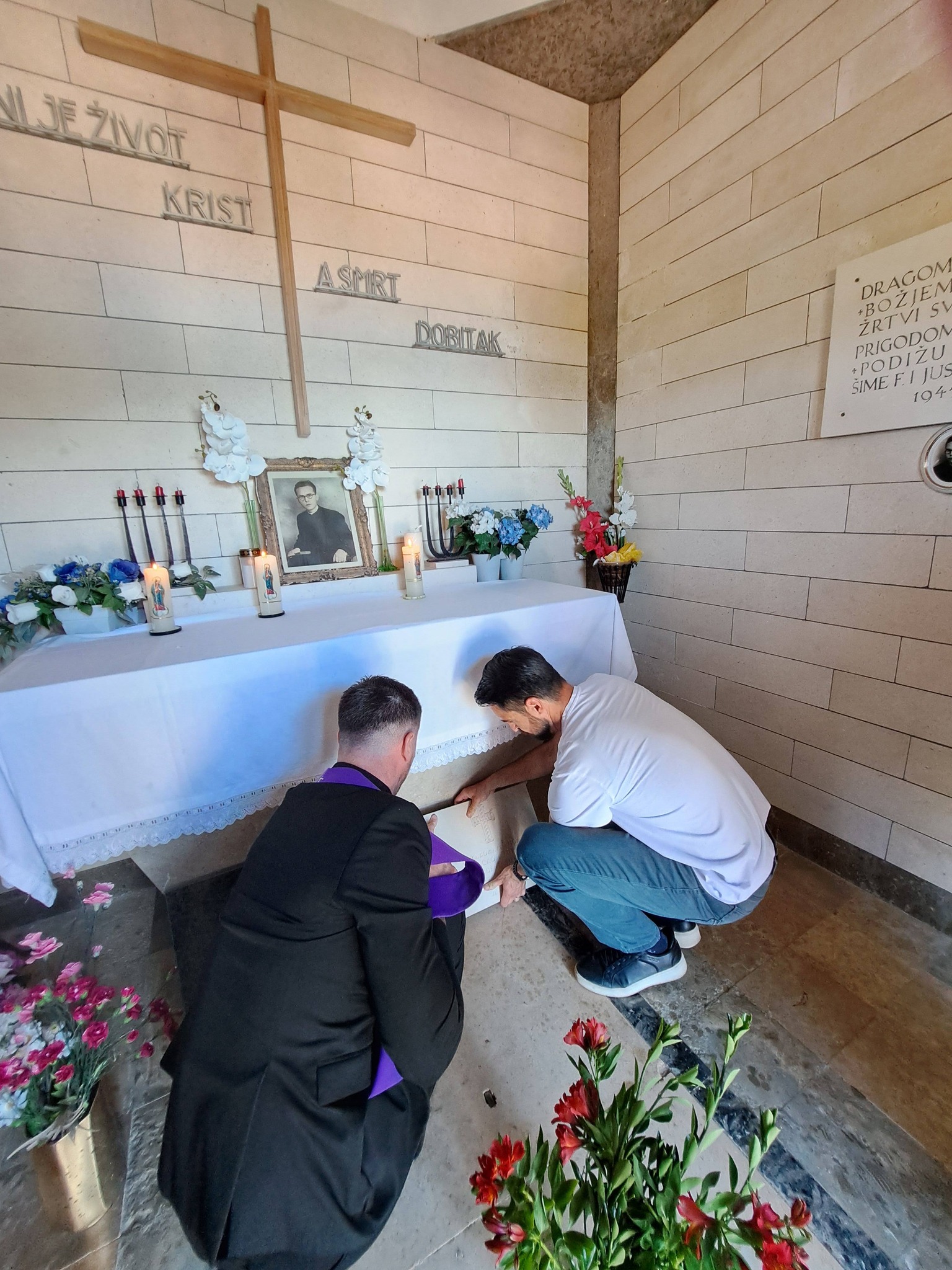 672666632_1398798115615421_9139070874877616741_n