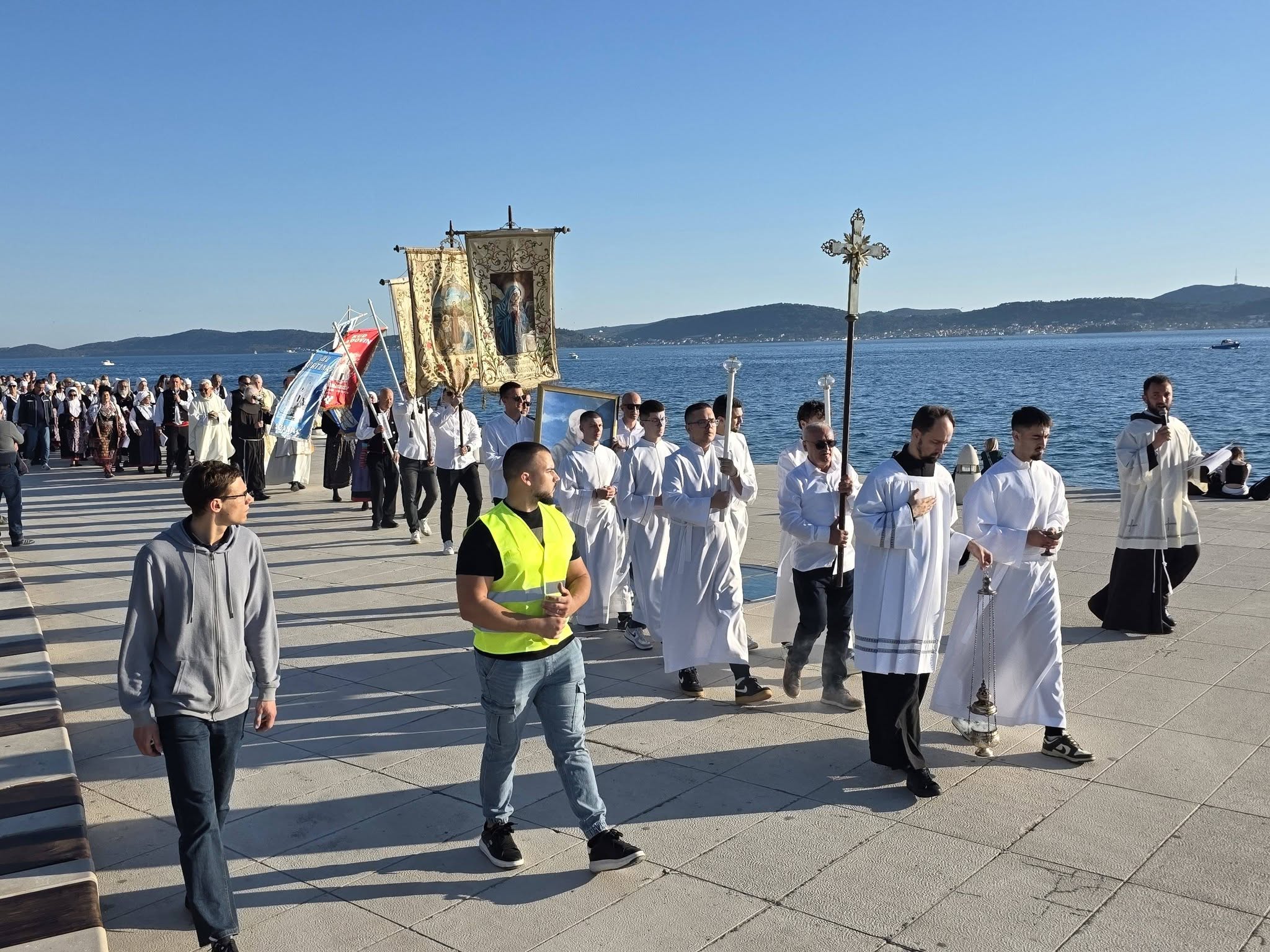 679558102_122274049466088038_4555278000636440220_n