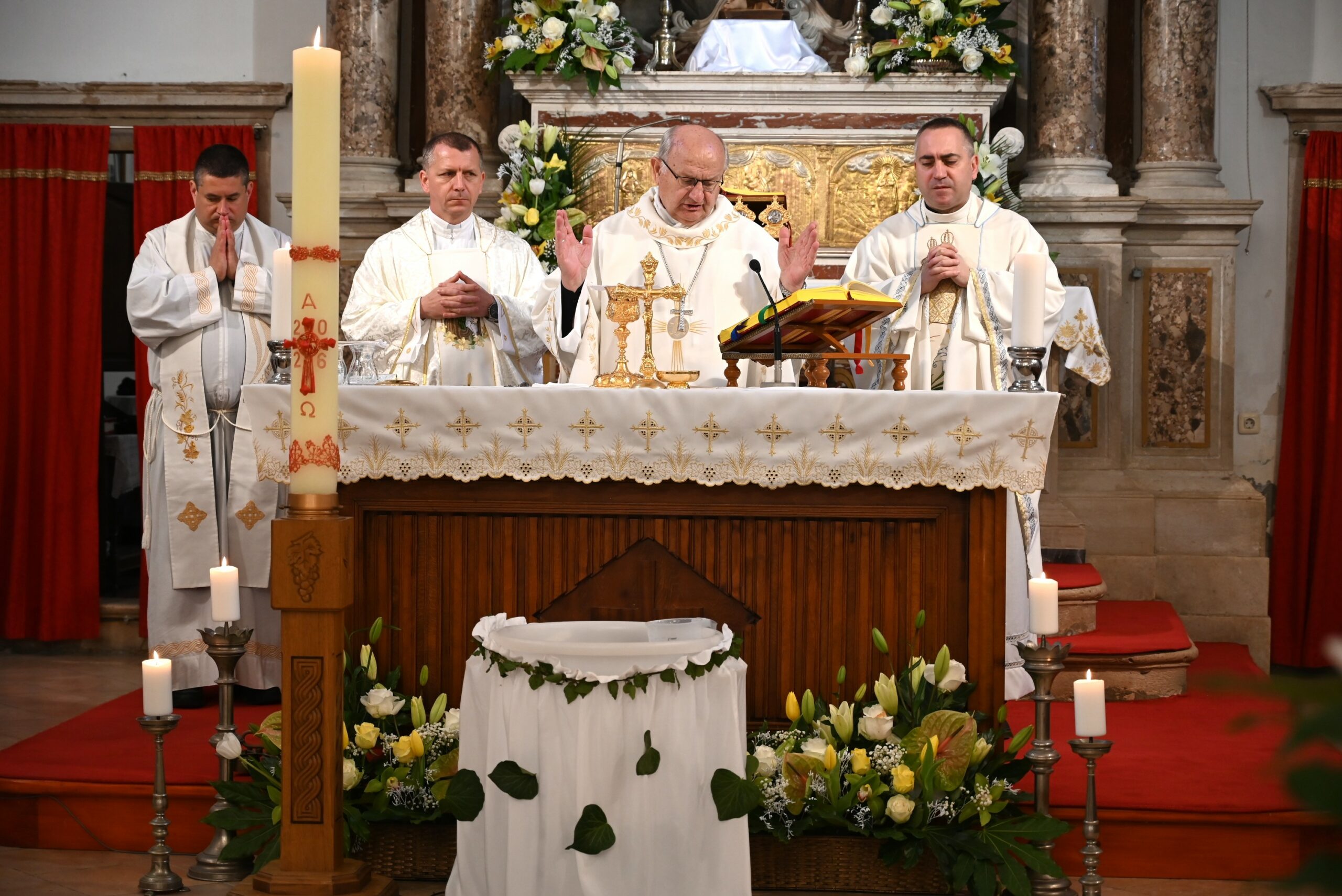 DSC_1049 1 DSC_1049 1